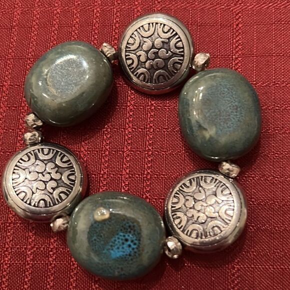 NWT Angelas Designs 2 handmade stretchy beaded bracelets bronze silver & green - Picture 8 of 9